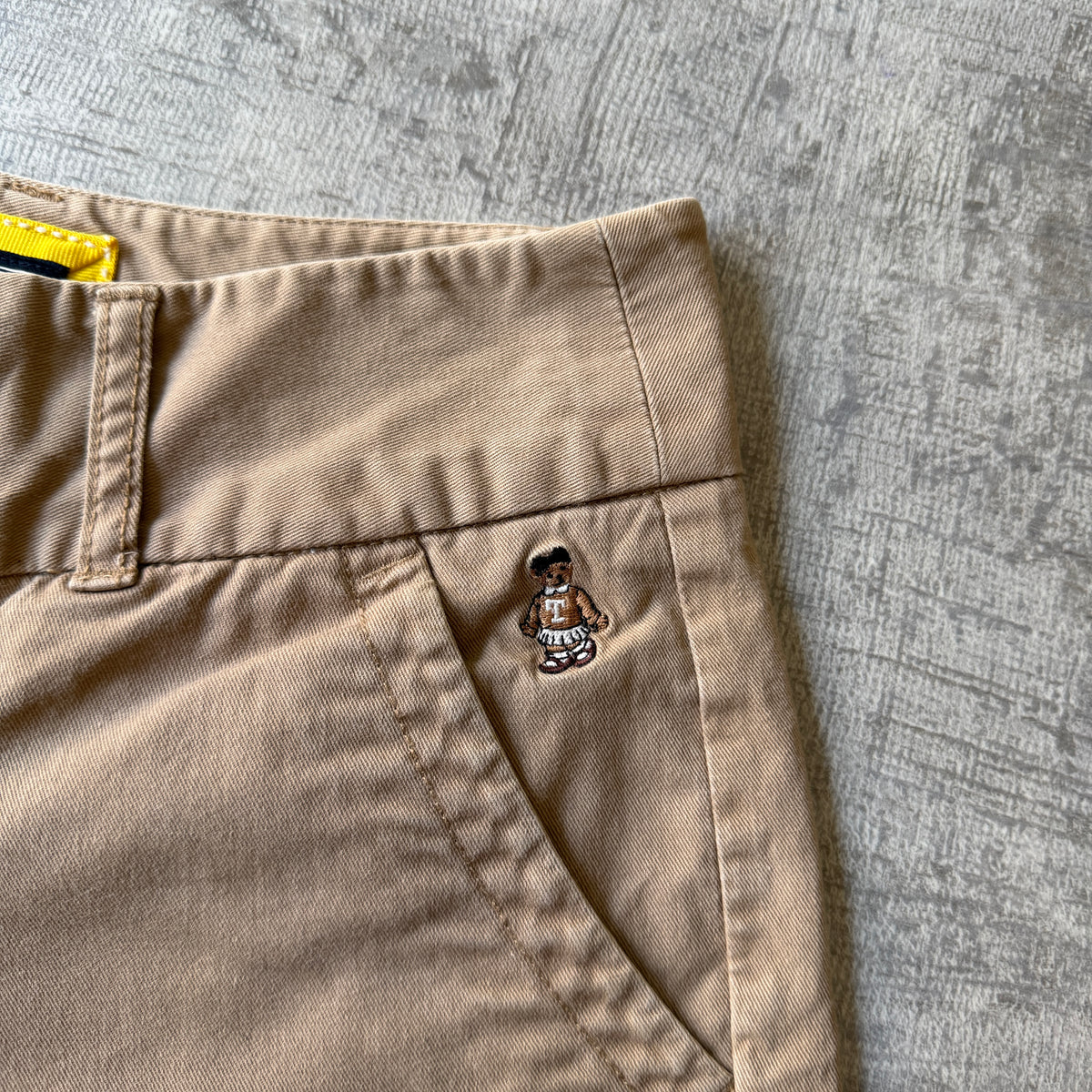 Y2K Womens Cargo Mini Shorts Size S Tan Pants "Teenie Weenie"         -A45